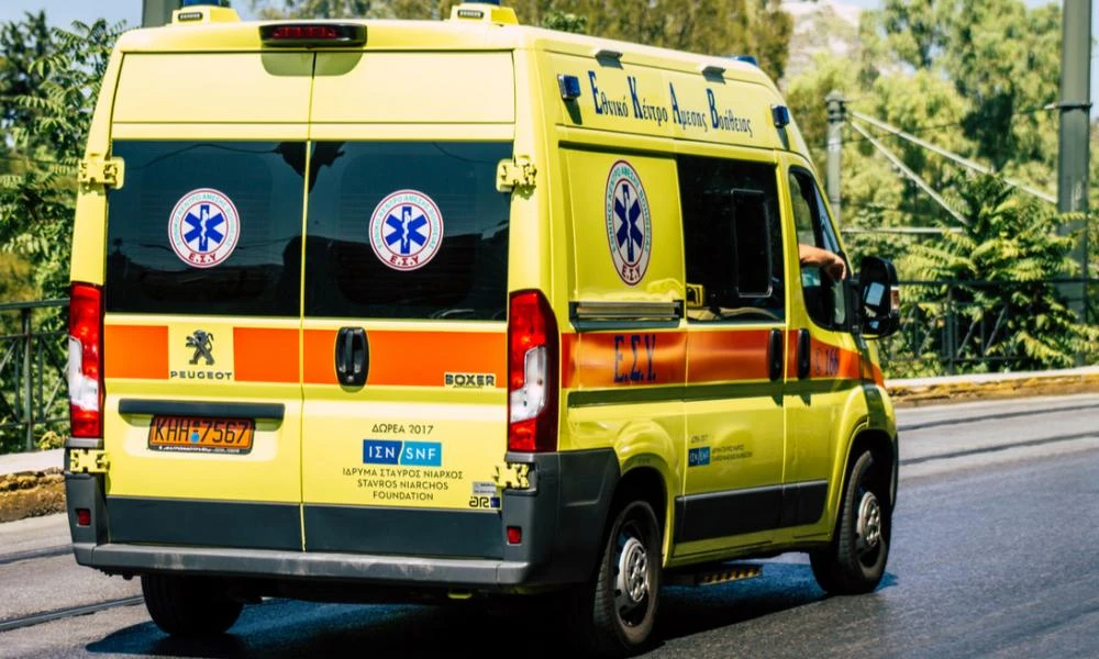 Τραγωδία στη Λάρισα: Νεκρή σε τροχαίο δυστύχημα 54χρονη στον Αμπελώνα- Το αυτοκίνητο της προσέκρουσε σε δέντρο